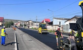 Se toarnă asfalt pe strada Eroilor din Florești. Primarul, în inspecție pe șantier