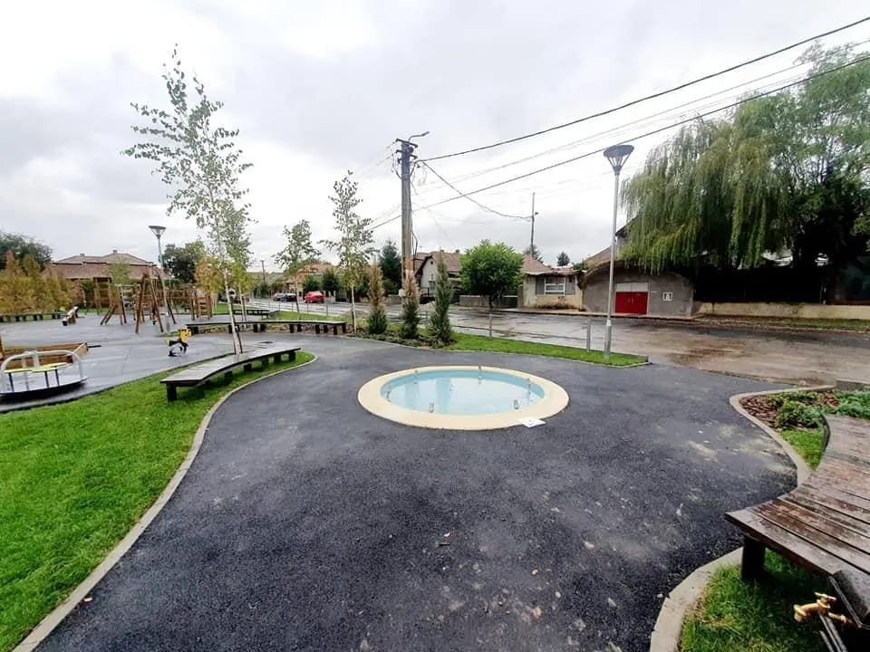 Au fost prinşi junii teribilişti din Câmpia Turzii care au făcut „spume” în arteziană. "La muncă în folosul comunității" cu ei, spun cetăţenii