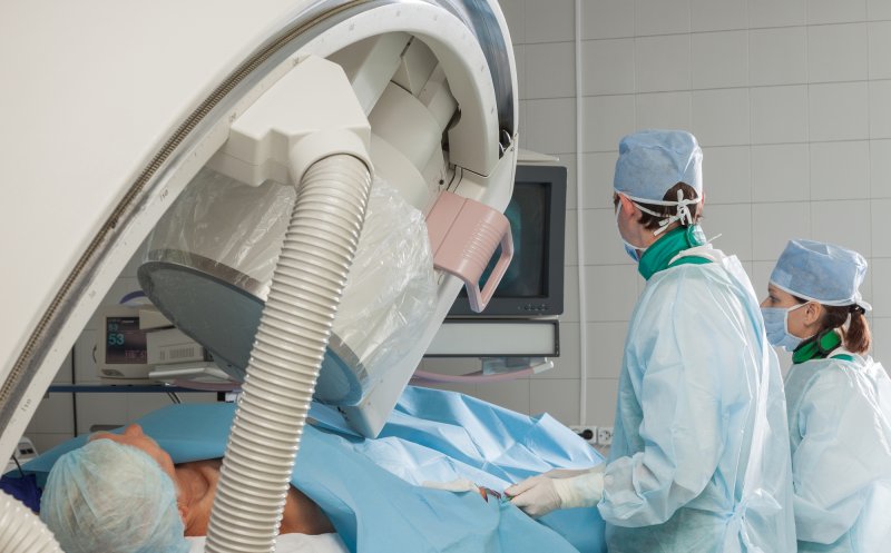 Bani pentru tratarea cancerului. Start-up-ul din Cluj primește 158.000 mii de euro de la norvegieni