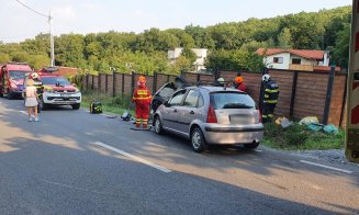 Accident urât pe drumul Sfântul Ioan din Cluj-Napoca. O femeie a ajuns la spital