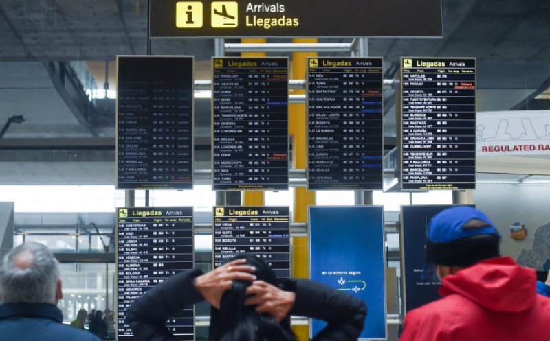 Ai avut bilet la Blue Air și zborul ți-a fost anulat? Ce poți face în asemenea situații