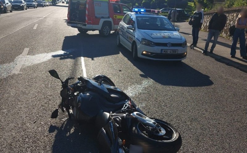 Motociclist lovit de mașină în Mănăștur
