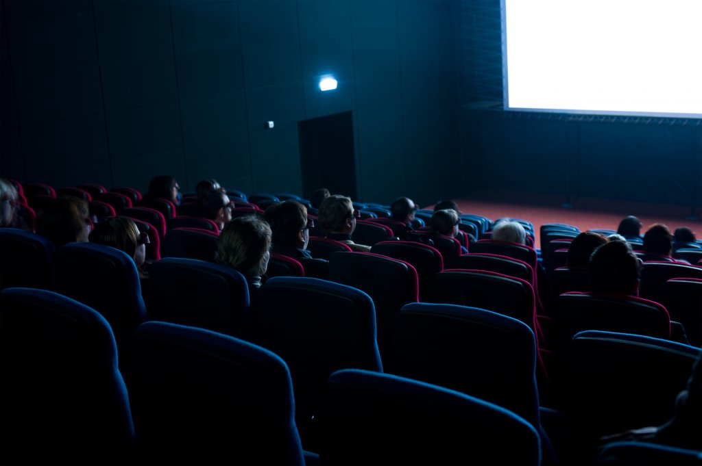 Cinematografele vin din spate și încep să recupereaze pierderile din pandemie