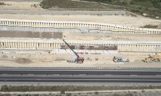 Înclinometre pe Autostrada A10 Sebeș-Turda, zona alunecării de teren de la Oiejdea, pentru a monitoriza stabilitatea dealului