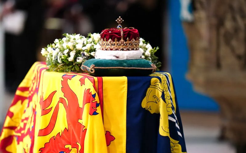 Rusia alătură monarhia britanică nazismului deoarece nu a fost invitată la funeraliile Reginei: „De acum, elitele britanice sunt alături de nazişti”