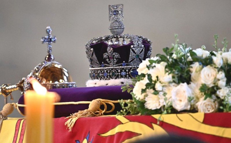 Astăzi va fi înmormântată Regina Elisabeta a II-a