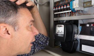 Cum reducem consumul de curent cu 5% pe țară. Plafonarea pe grupe de consumatori, una dintre soluțiile care ar micșora facturile