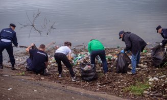 Sute de voluntari au făcut curățenie în Cluj! S-au strâns peste 800 de saci cu deșeuri