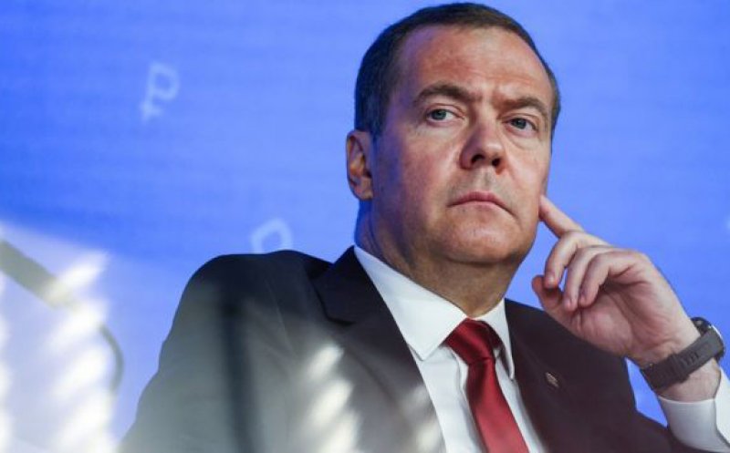 Medvedev amenință cu rachete hipersonice: "NATO trebuie să înțeleagă că Rusia și-a ales propriul drum. Nu există cale de întoarcere"