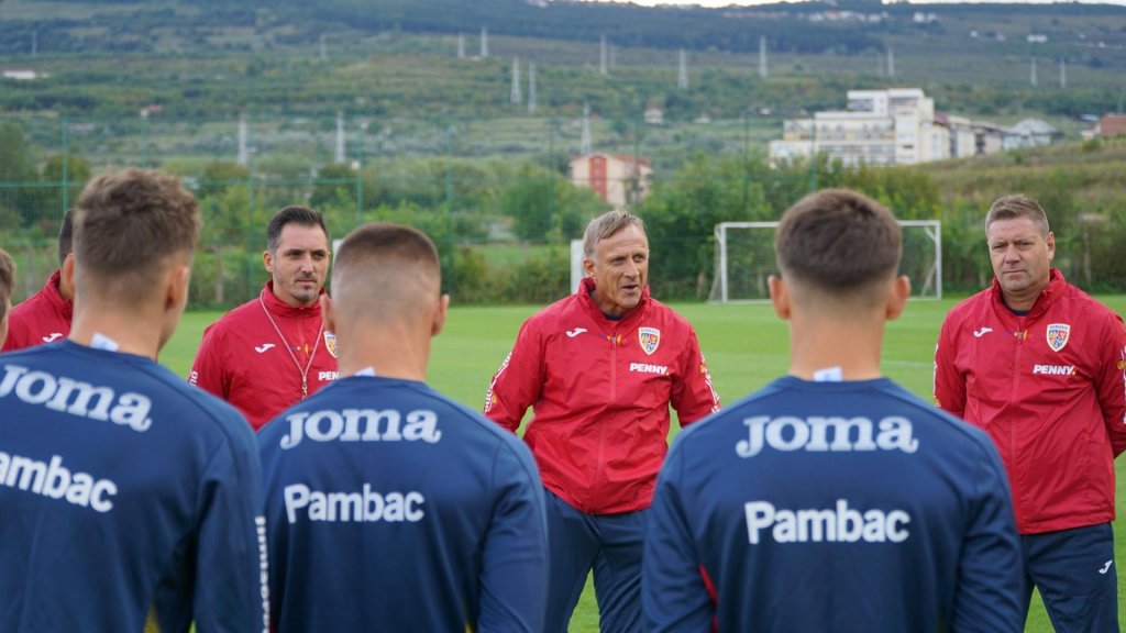 Săndoi, încântat de jucătorii U21 înaintea meciului cu Spania de la Cluj: "Lucrez pentru prima dată cu acești băieți și m-au impresionat"