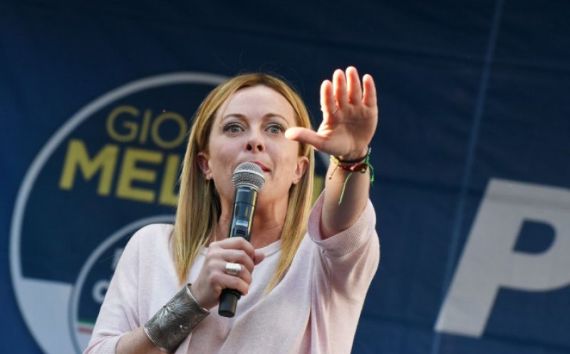 Un partid cu rădăcini post-fasciste a câștigat alegerile în Italia. Șefa Fratelli d'Italia consideră că Mussolini a fost „un politician bun"