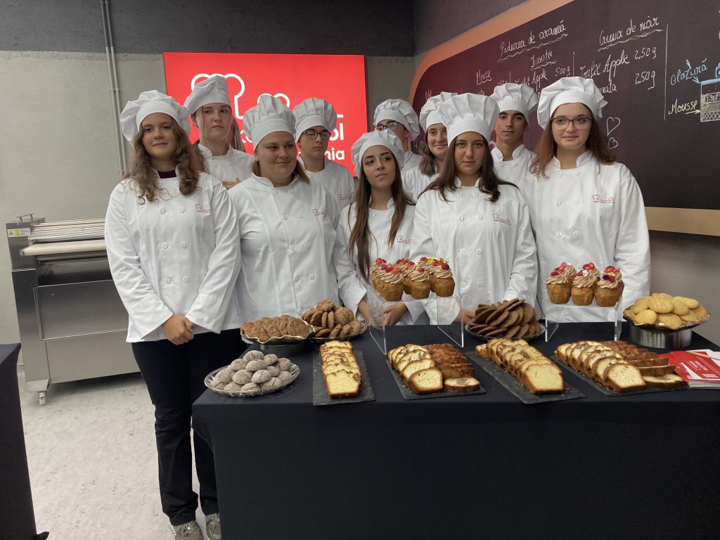 Bakery School Cluj-Napoca, singura școală în sistem dual din România pentru brutari și cofetari, și-a deschis porțile