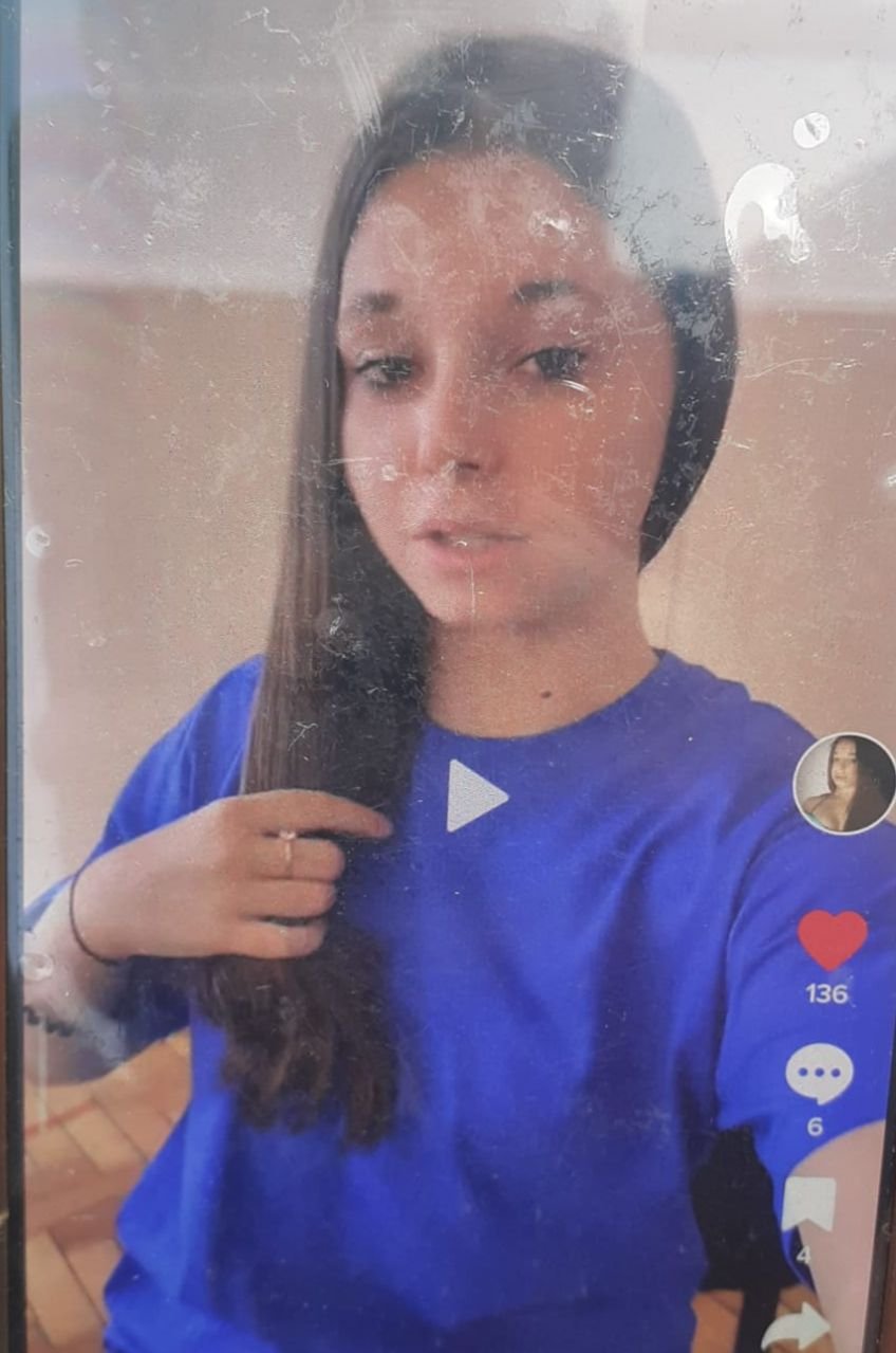 Adolescentă de 13 ani dată DISPĂRUTĂ la Cluj. Dacă o vedeți, sunați la 112!