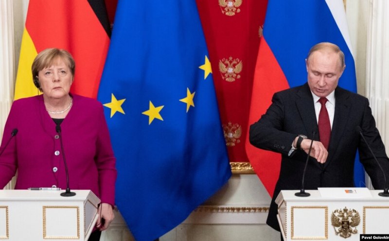 Angela Merkel: Putin trebuie luat în serios cu amenințarea nucleară