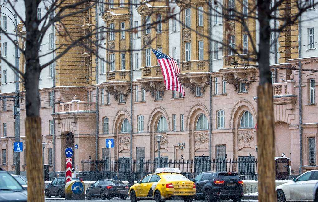 Ambasada SUA la Moscova îi avertizează pe cetăţenii americani să părăsească "imediat" Rusia