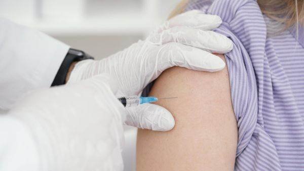 Program pilot al MS: Vaccinare antigripală în farmacii