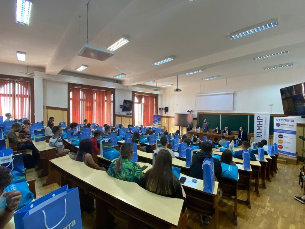 Programele de studiu în limba germană la Universitatea Babeș-Bolyai se bucură de susținerea financiară a NTT Data Romania