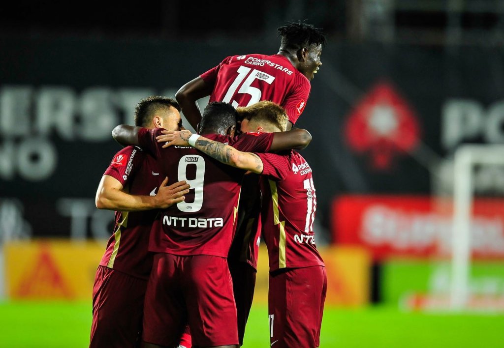 De ce poate pierde în iarnă CFR Cluj un mijlocaş de 21 de ani, cu o cotă de piaţă de 1,7 milioane de euro