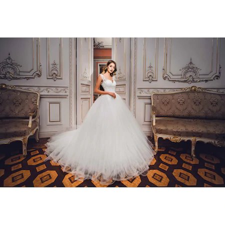 Cum te îmbraci pentru o nuntă, ce greșeli să eviți și cum să arăți mereu elegantă