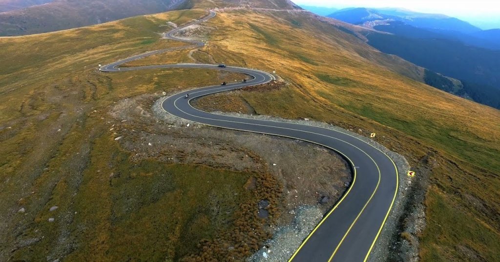 Licitație pentru continuarea lucrărilor pe 35 km din "Transalpina de Apuseni". Se pun la bătaie peste 122 milioane lei