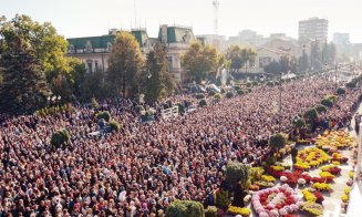 A început oficial pelerinajul Sfintei Cuvioase Parascheva. Mii de credincioși sunt așteptați la slujbă