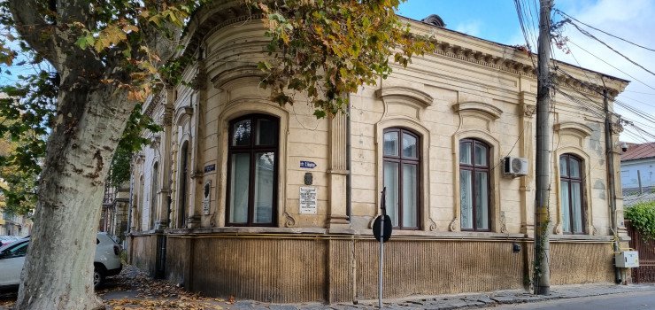 CASE CU AMINTIRI. Cum poți vizita casa copilăriei Anei Aslan: „Îmi plăcea casa noastră spațioasă și...”