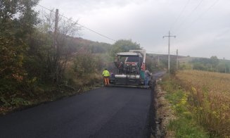 Se asfaltează drumul județean care duce către Bistrița-Năsăud