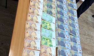 Ce au găsit poliţiştii în urma percheziţiilor la traficanţii de droguri de 20 şi 21 de ani arestaţi ieri