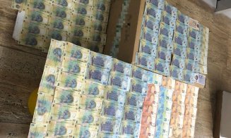 Ce au găsit poliţiştii în urma percheziţiilor la traficanţii de droguri de 20 şi 21 de ani arestaţi ieri