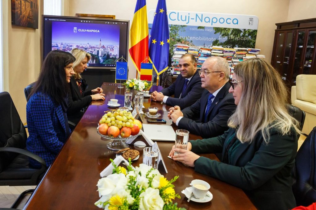 Comisarul european pentru inovare, cercetare, cultură, educație și tineret, întrevedere cu Boc
