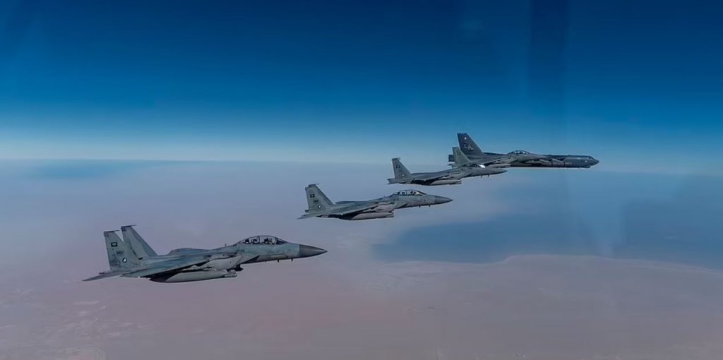 NATO începe luni exerciții cu arme nucleare