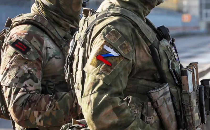 Doi recruţi ruşi au deschis focul şi au ucis alţi 11 soldaţi, într-un poligon de antrenament la graniţa cu Ucraina