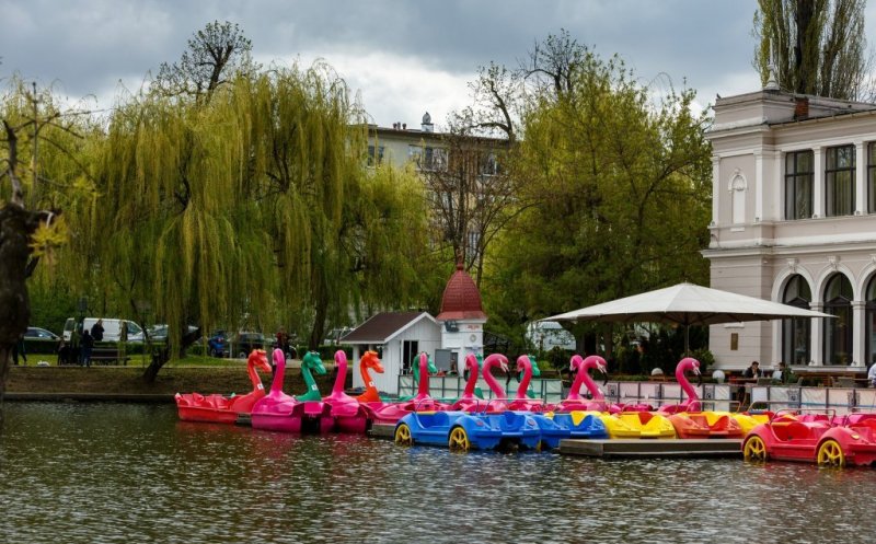 Ambarcațiunile de pe lacurile din Cluj-Napoca se pregătesc de iarnă