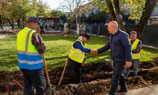 Emil Boc, pe şantierul din Parcul Ștefan cel Mare: "Lucrările sunt într-o ușoară întârziere, dar pot fi finalizate până la sfârșitul anului"