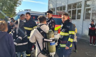 Elevii din cadrul Şcolii Gimnaziale "Traian Dârjan" Cluj-Napoca, au avut parte de o vizită din partea serviciilor de urgență din județul Clu