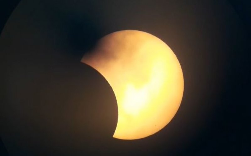 ECLIPSA parțială de Soare, IMAGINI LIVE