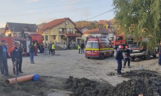 Intervenție de urgență la Cluj: Bărbat prins sub un mal de pământ/ Elicopterul SMURD, la fața locului / Semne incompatibile cu viața