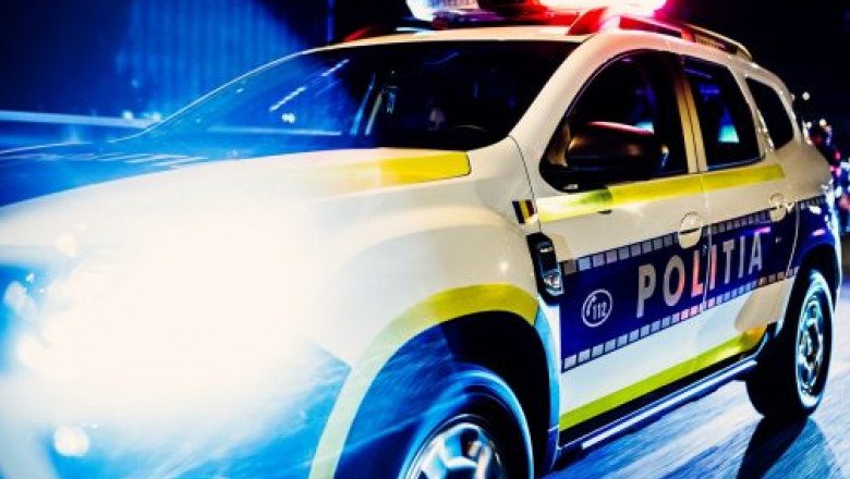 Tânăr din Franța, accidentat în timp ce traversa neregulamentar strada. L-a acroșat un troleibuz