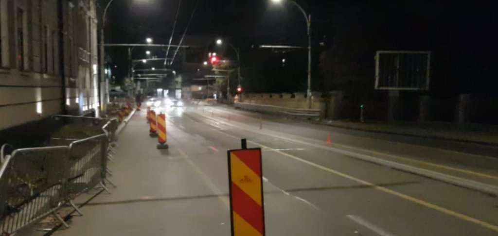 S-au montat stâlpișori pe Calea Mănăștur. Asta după ce un clujean a sunat la 112