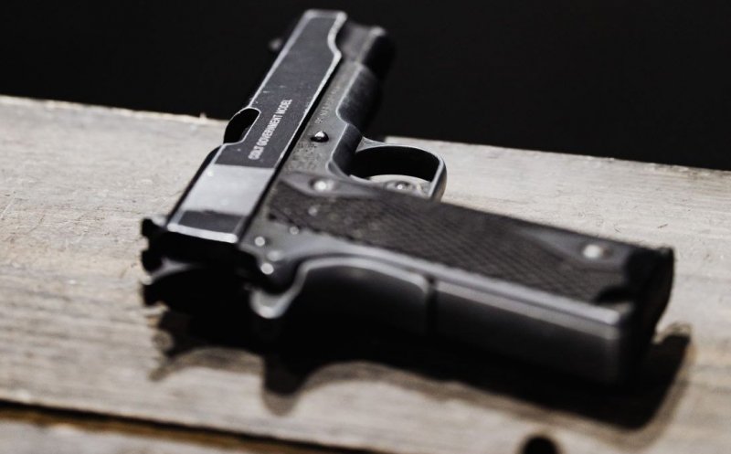Încă un polițist s-a împușcat cu arma din dotare! Este al doilea caz astăzi