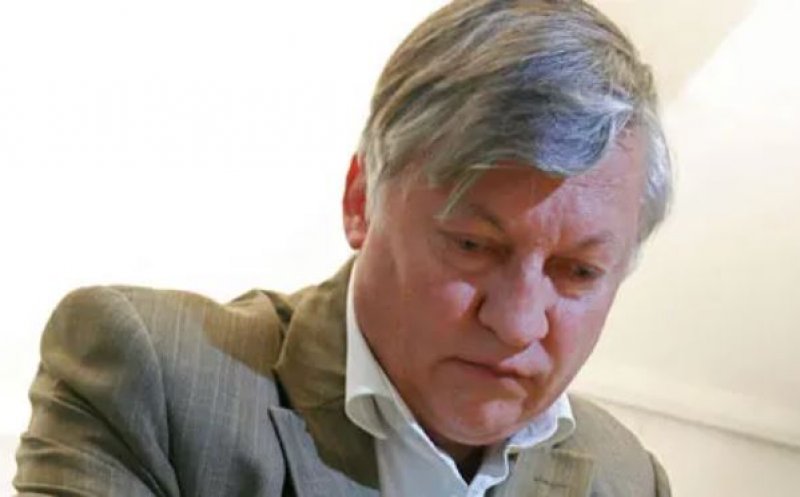 Anatoly Karpov e în spital, în comă indusă. Ce ar fi pățit marele șahist, un apropiat al lui Putin