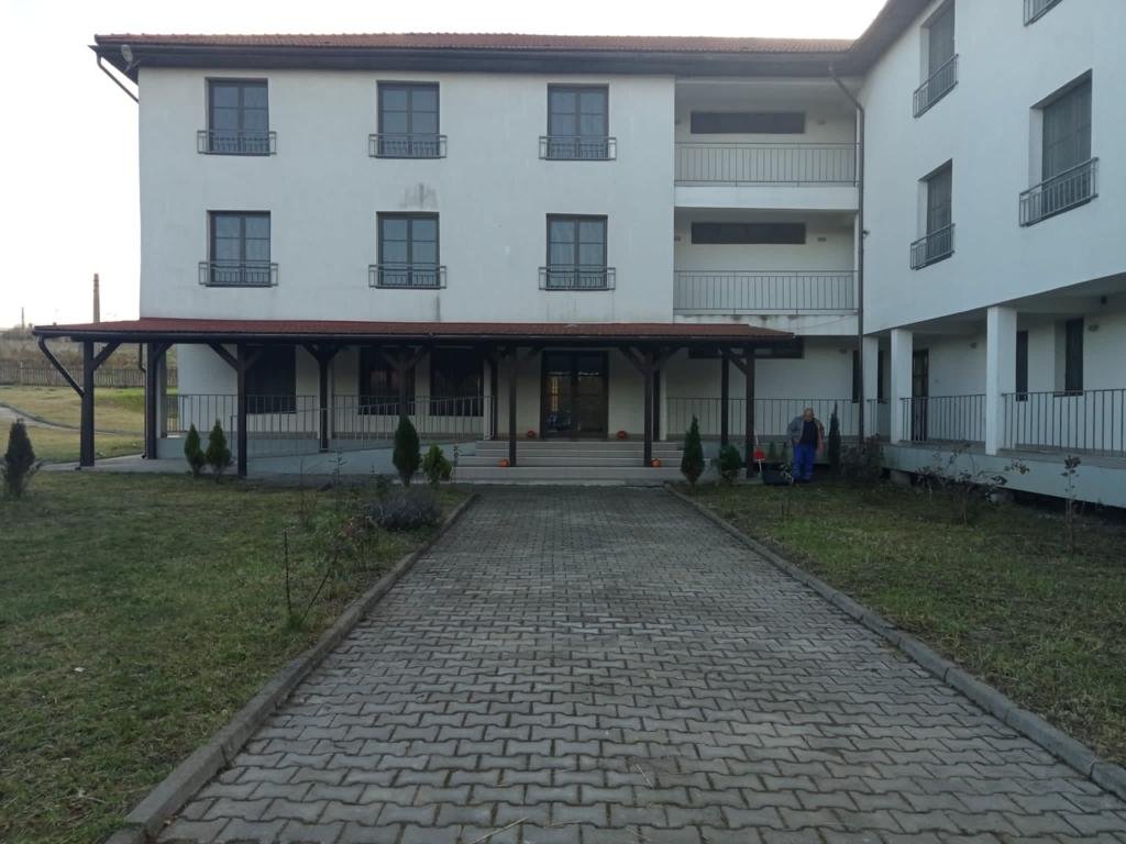 S-a deschis căminul pentru persoane vârstnice din Aghireșu. Ce dotări are