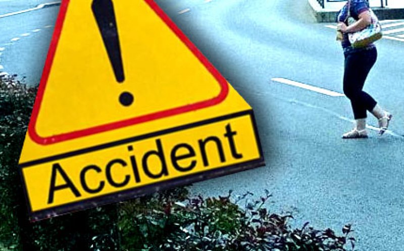 Pieton lovit de mașină. S-a angajat în traversarea străzii prin loc nepermis