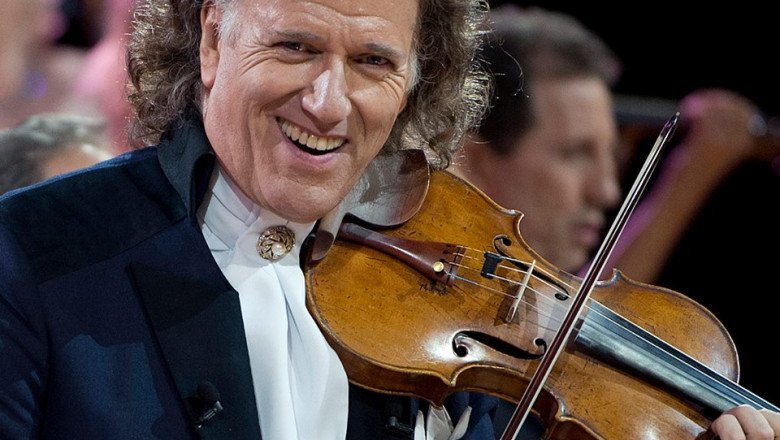 S-au vândut în câteva ore TOATE biletele la concertul lui Andre Rieu de la BT ARENA. Violonistul va oferi încă un concert, în 4 martie