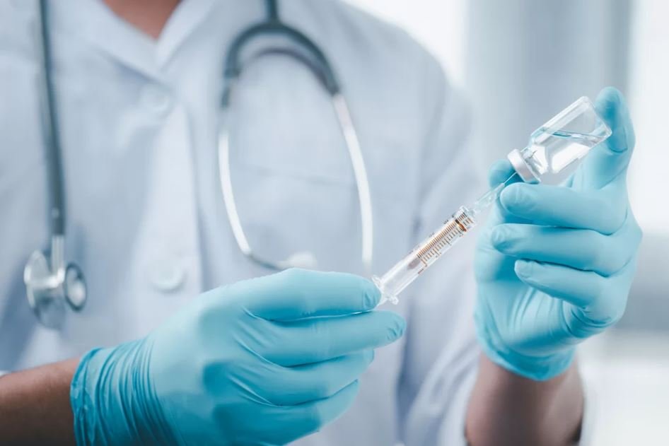 Criza vaccinurilor pentru copii: DSP Cluj a primit doze de vaccin pneumococic. Urmează cele pentru hepatita B/ Cum stăm cu stocurile