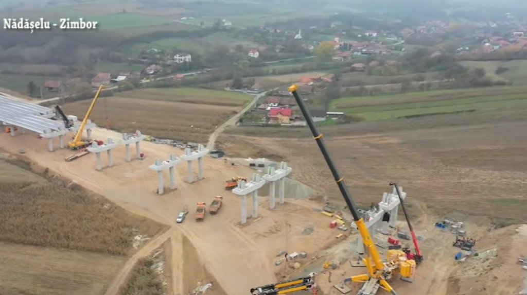 Ministrul Transporturilor: „Mobilizare maximă pe trei şantiere de peste 43 de km ale Autostrăzii Transilvania!”