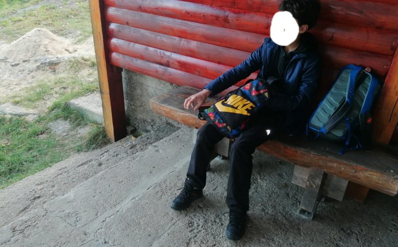 Salvamontiștii au salvat un adolescent de 15 ani rănit în timpul unei drumeții cu bicicleta