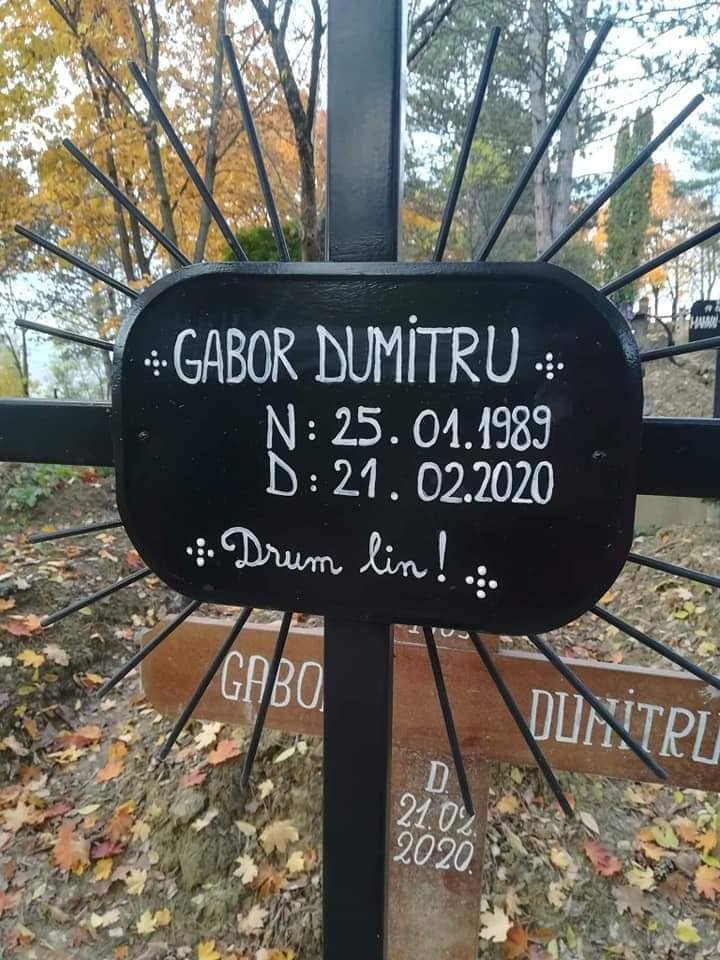 ÎNGROPAT în Cluj-Napoca de aproape 3 ani, dar autoritățile îl caută, din nou, ca să îi trimită... un card social. Certificatul de deces, trimis la ”toate autoritățile neamului”