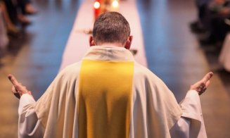 Cutremur în Biserică: 11 actuali sau foşti episcopi, puşi sub acuzare în Franța pentru violenţe sexuale