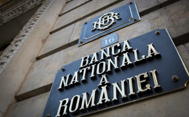BNR a urcat dobânda cheie la 6,75%, un record al ultimilor 12 ani. Decizia va afecta românii care au rate la bănci
